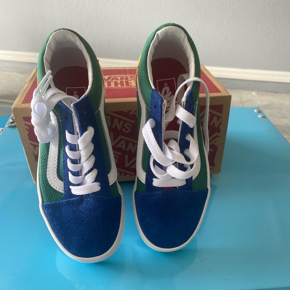 Kids shoes